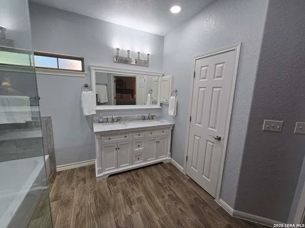 $719,900 | 184 Stockman Circle, Spring Branch, TX 78070