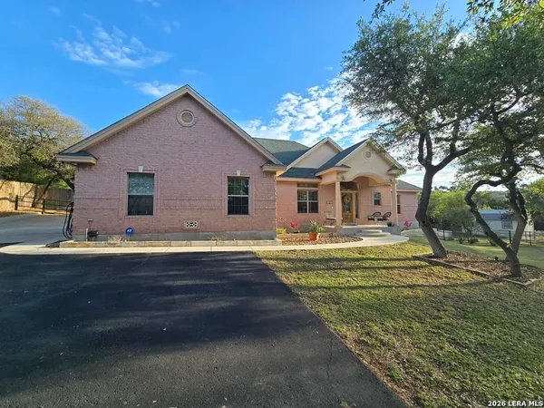 $719,900 | 184 Stockman Circle, Spring Branch, TX 78070