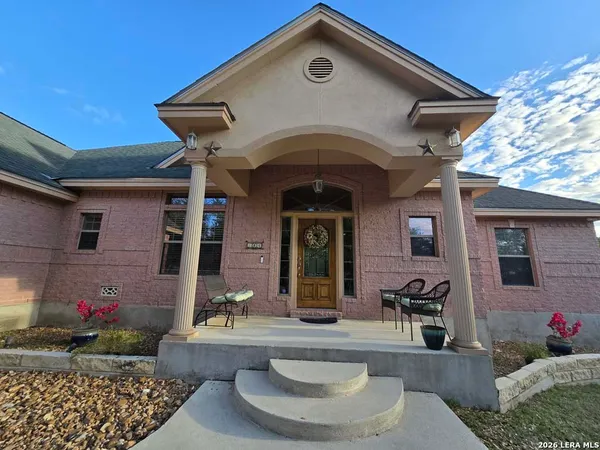 $719,900 | 184 Stockman Circle, Spring Branch, TX 78070