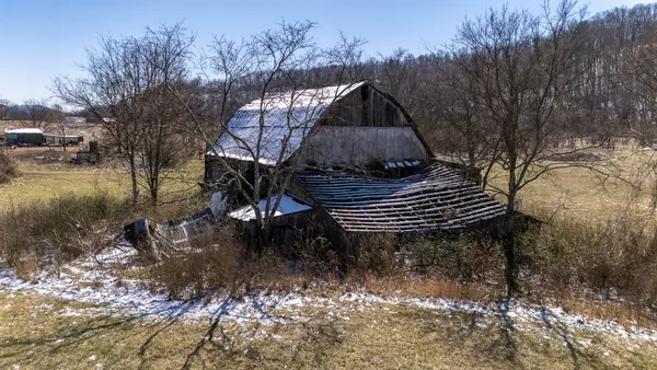 $249,000 | 4000 Weakley Creek Road, Lawrenceburg, TN 38464