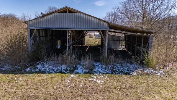 $249,000 | 4000 Weakley Creek Road, Lawrenceburg, TN 38464