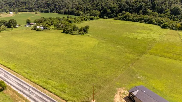 $249,000 | 4000 Weakley Creek Road, Lawrenceburg, TN 38464