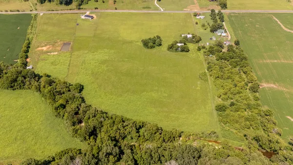 $249,000 | 4000 Weakley Creek Road, Lawrenceburg, TN 38464