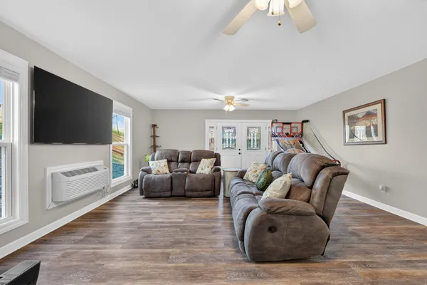 $425,000 | 113 Poorhouse Road, Taft, TN 38488