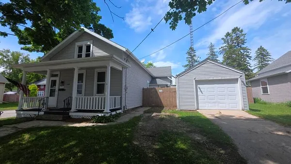 $174,900 | 1120 Hamilton Street, Manitowoc, WI 54220