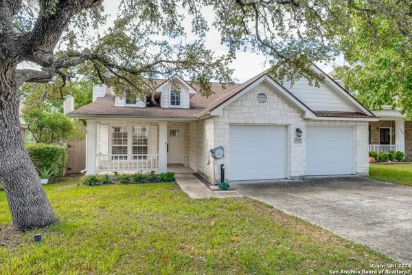 $2,350 | 23931 Calico Chase, San Antonio, TX 78258
