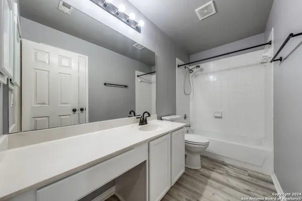 $2,350 | 23931 Calico Chase, San Antonio, TX 78258