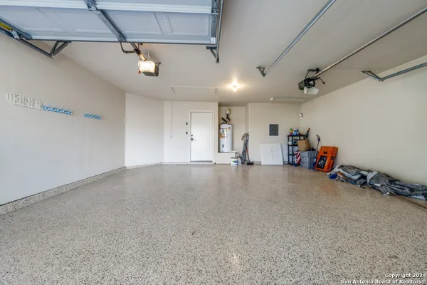 $2,350 | 23931 Calico Chase, San Antonio, TX 78258