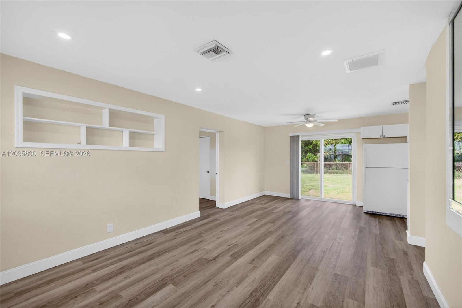560 West 34th Street Riviera Beach, FL 33404 - Photo 4 of 54