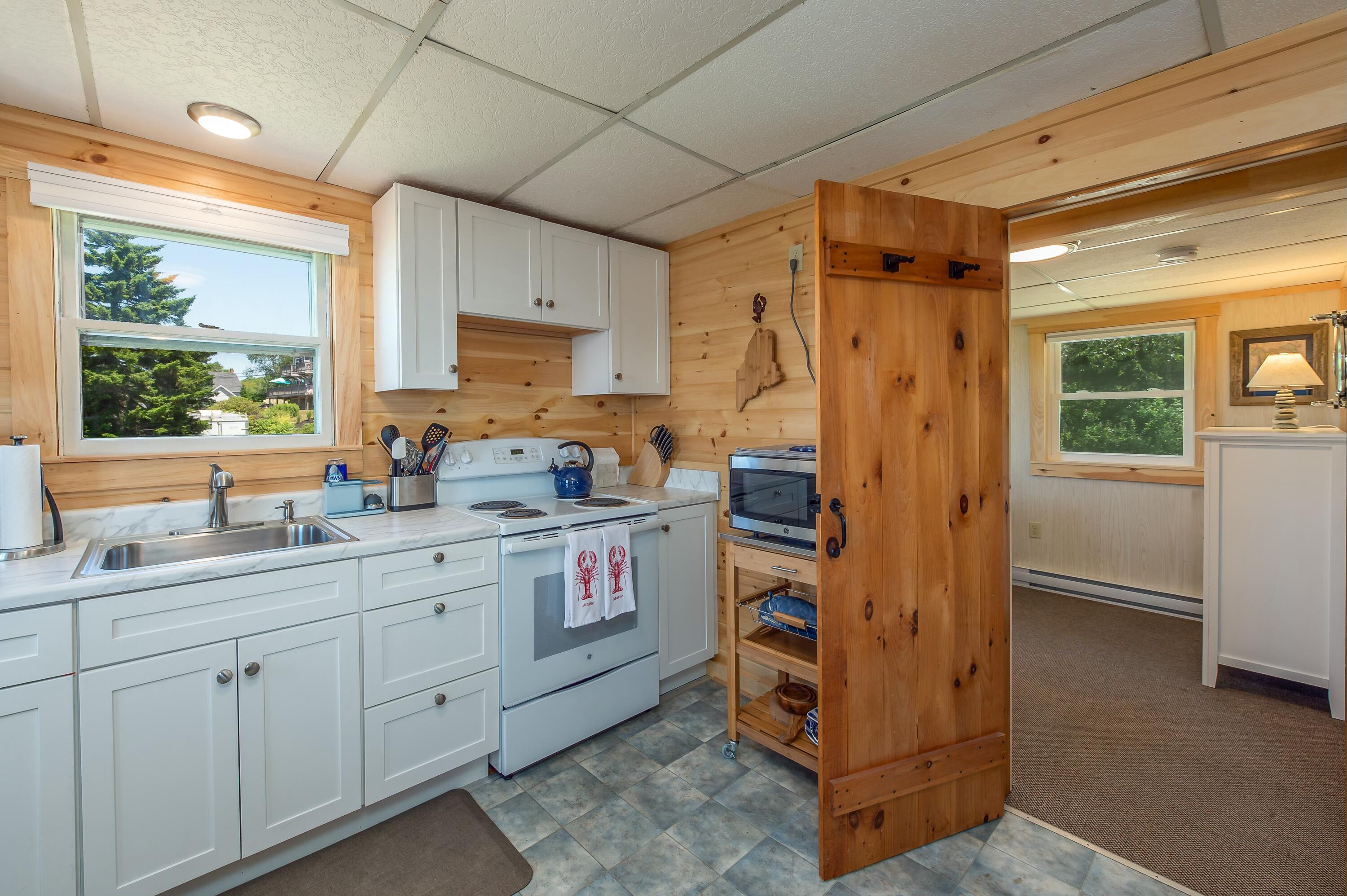 43 West Shore Road Bailey Island, ME 04003 - Photo 33 of 40 tempImageQkxECl