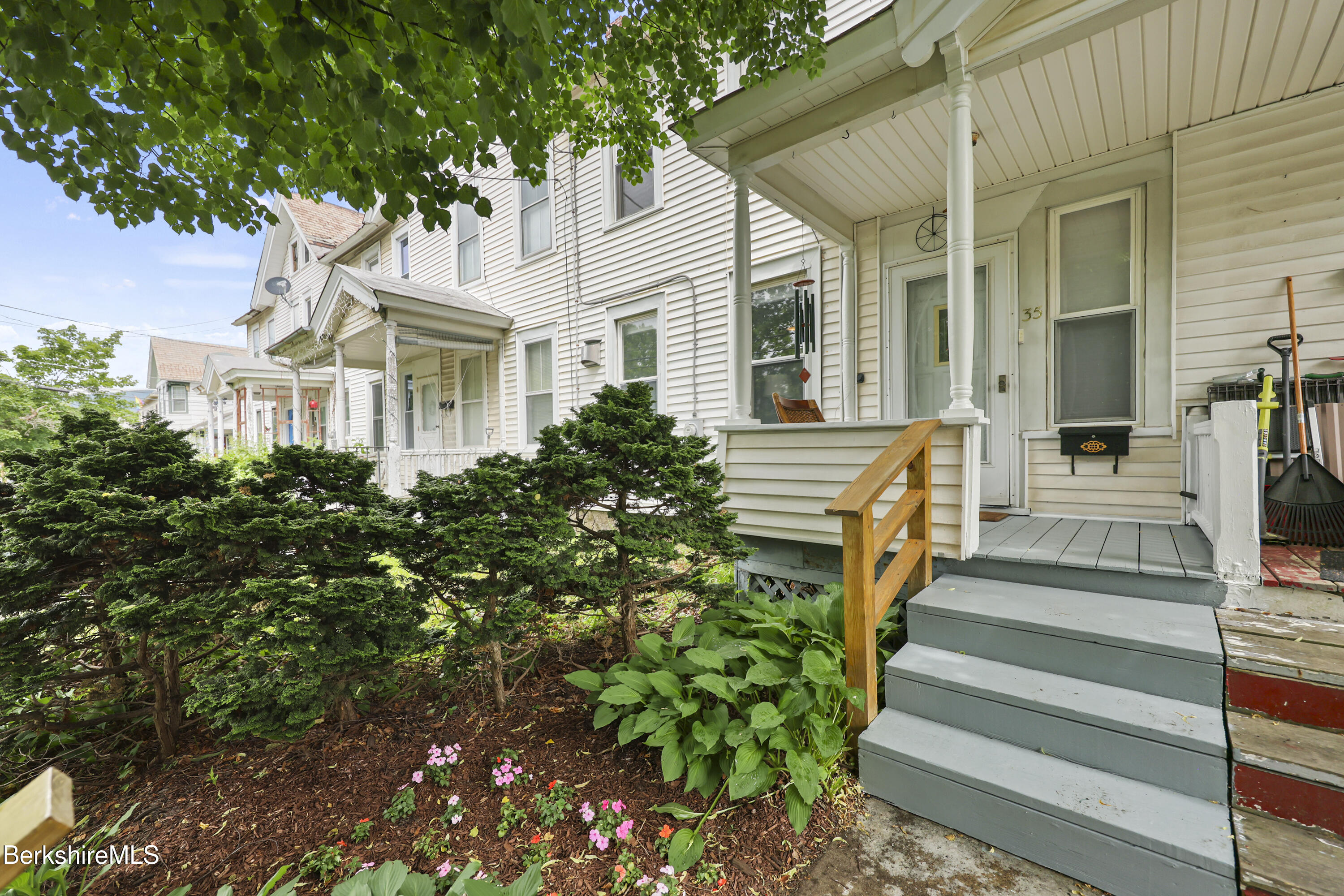 35 Summer Street Adams, MA 01220 - Photo 1 of 36 10 Exterior Front