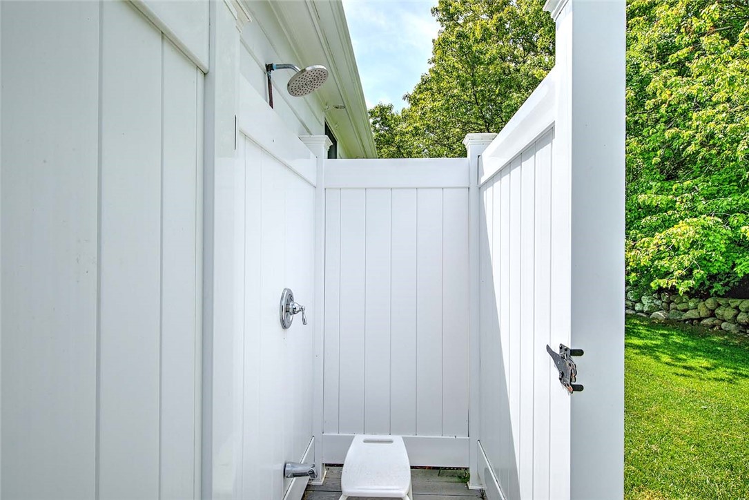 251 Succotash Road South Kingstown, RI 02879 - Photo 49 of 50