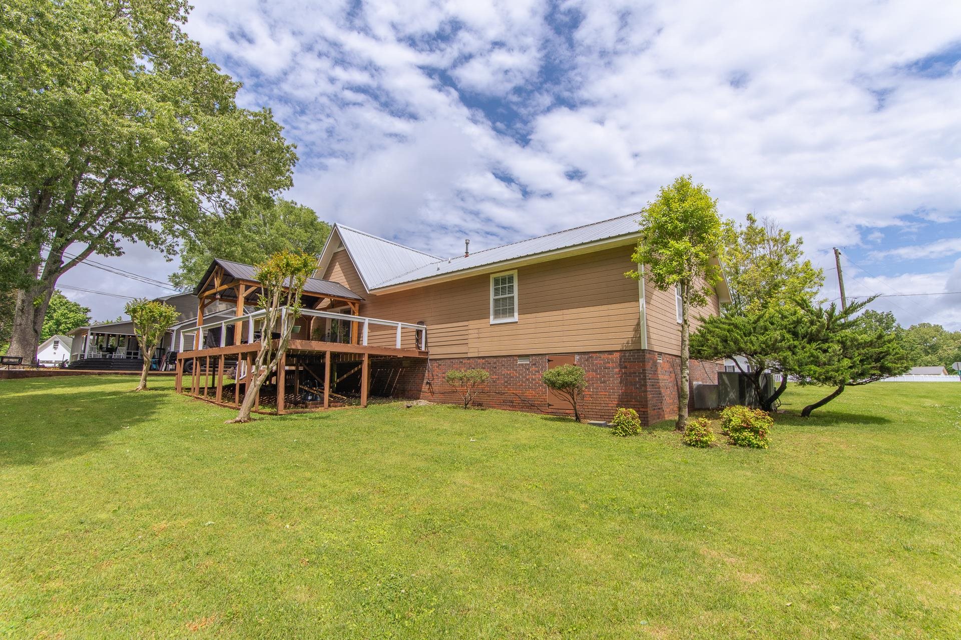 225 Farmington Road Savannah, TN 38372 - Photo 28 of 40 Gallery Image 28