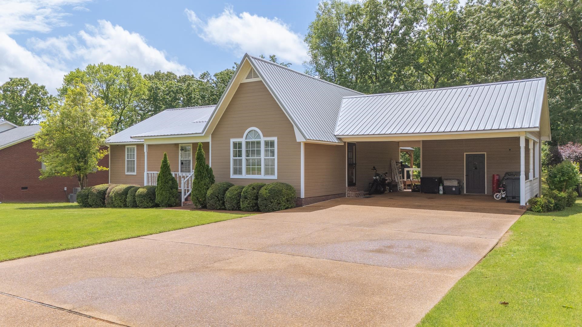 225 Farmington Road Savannah, TN 38372 - Photo 32 of 40 Gallery Image 32