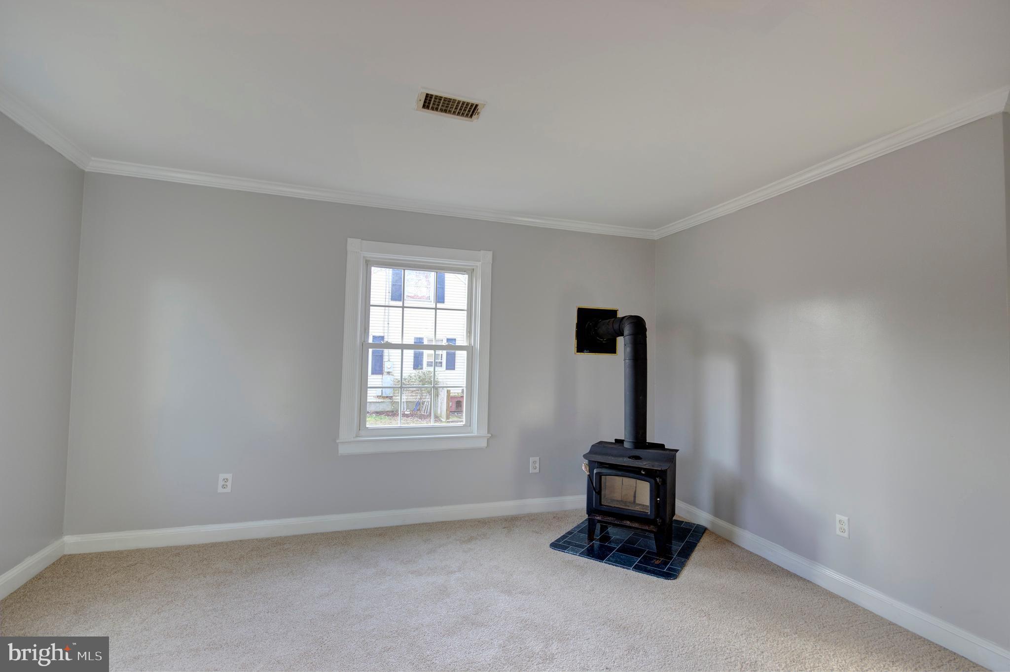30556 Bennett Road Salisbury, MD 21804 - Photo 6 of 15 Living Room