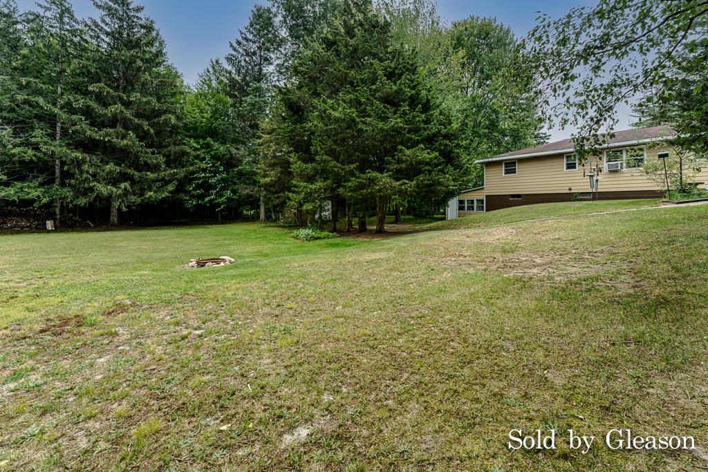 2140 East Sternberg Road Muskegon, MI 49444 - Photo 26 of 32 2140Sternberg11Lores