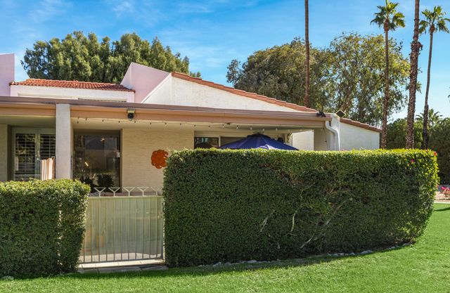 $4,320 | 2522 North Whitewater Club Drive, Unit C, Palm Springs, CA 92262