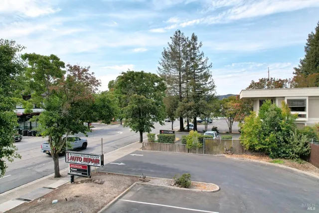 a car parked in front of a building