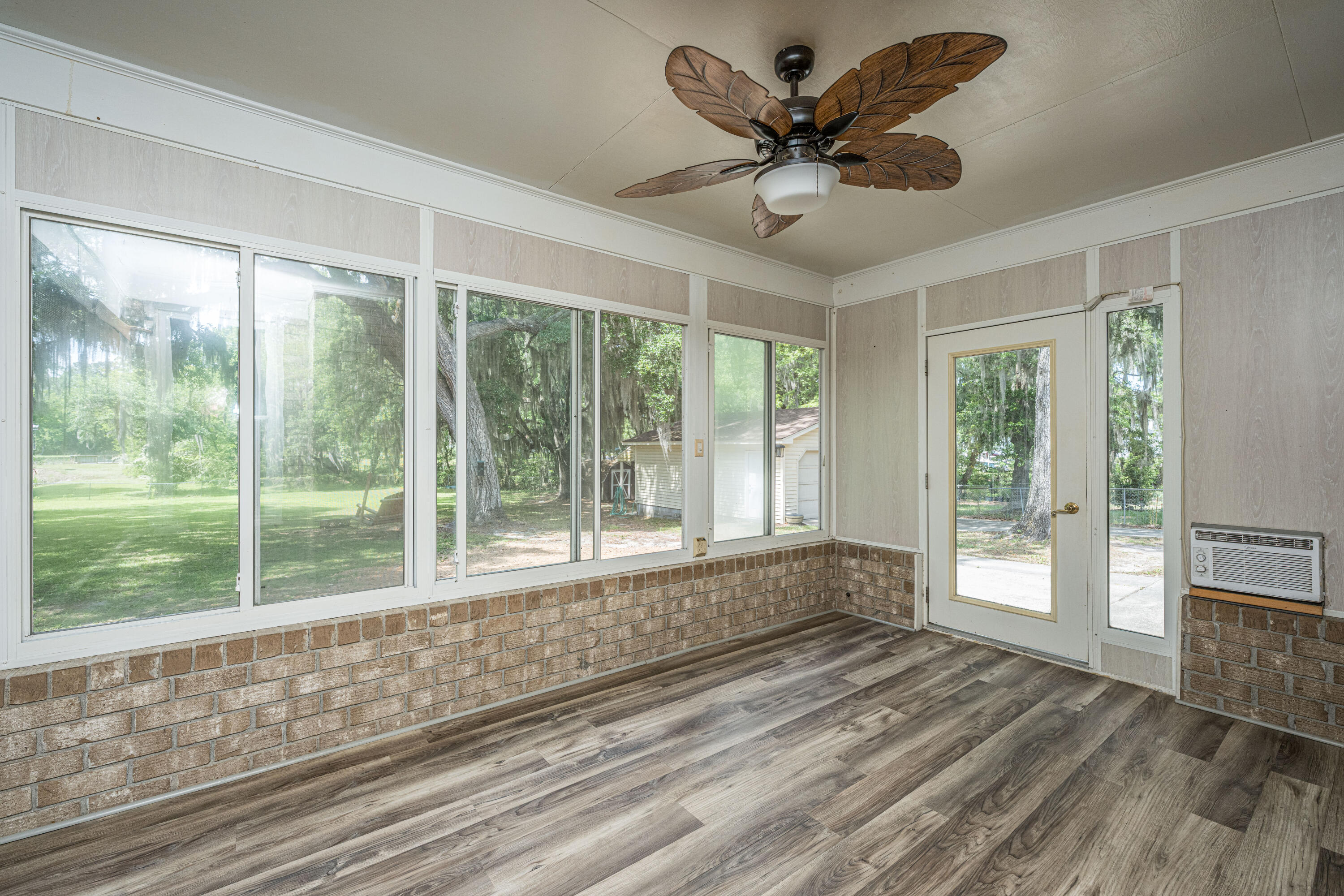 1725 Waterside Boulevard Moncks Corner, SC 29461 - Photo 26 of 32 1725WatersideDr042