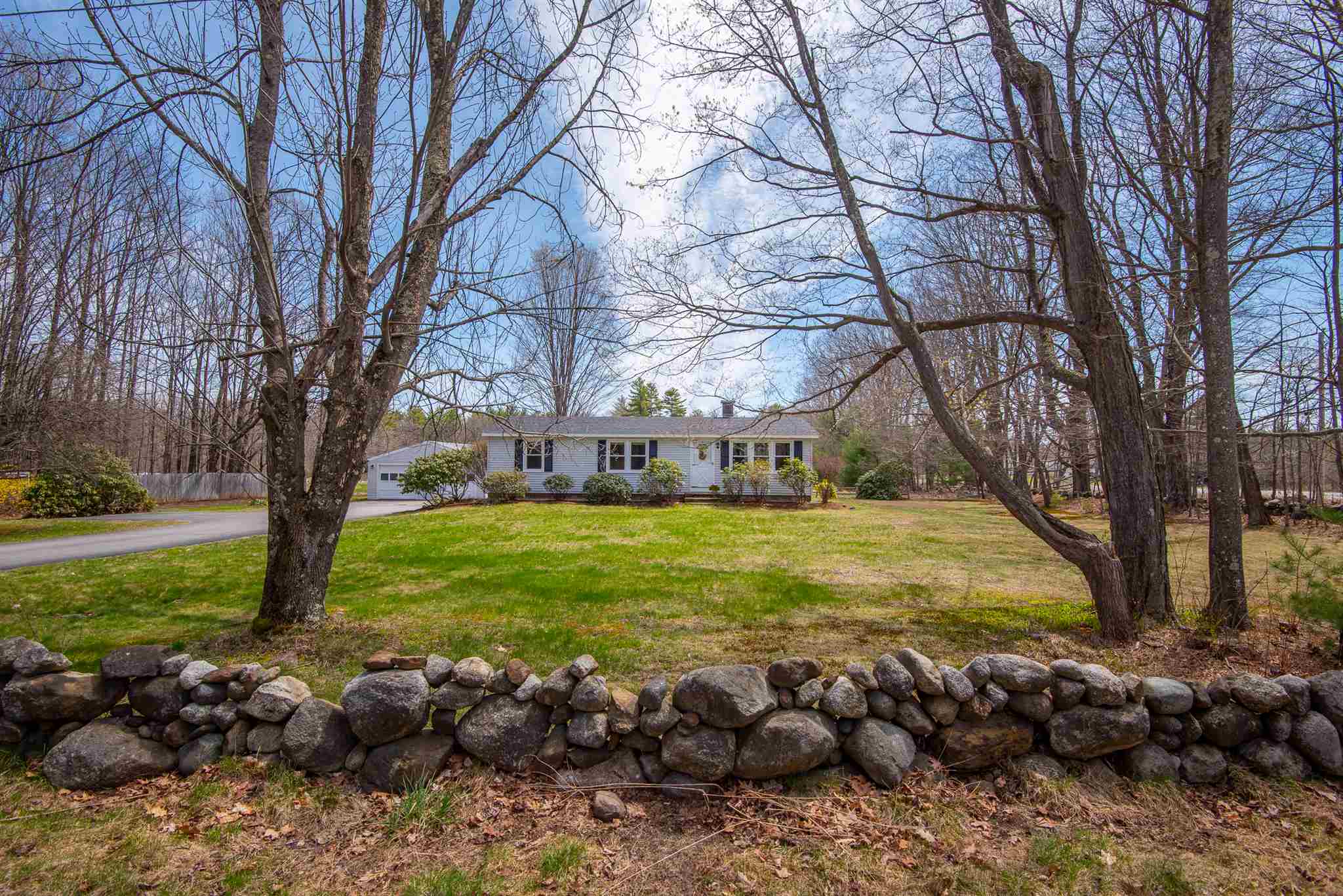 1385 Hopkinton Road Hopkinton, NH 03229 - Photo 30 of 34