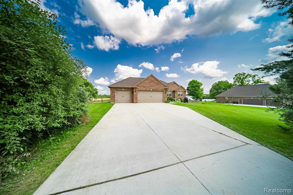 72350 Campground Road Romeo, MI 48065 - Photo 2 of 42