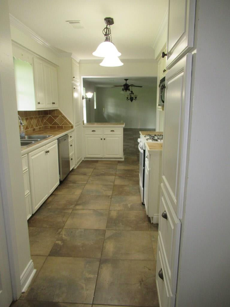 63 Stirling Road Natchez, MS 39120 - Photo 38 of 49 Photo 38