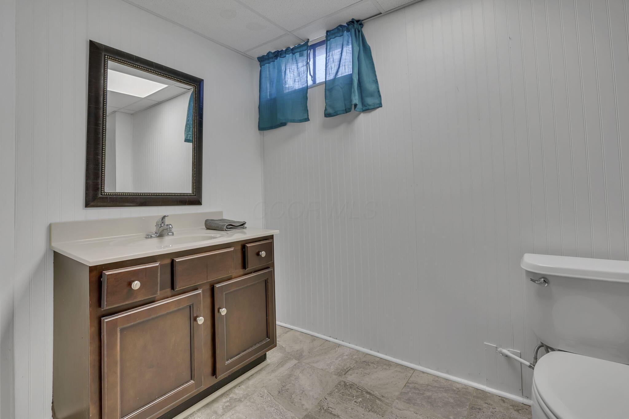 1349 Wetsell Avenue Lancaster, OH 43130 - Photo 39 of 66 39-web-or-mls-_S5A6159
