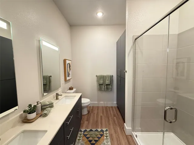 $2,225 | 641 West Crosstimbers Street, Unit 605, Houston, TX 77018