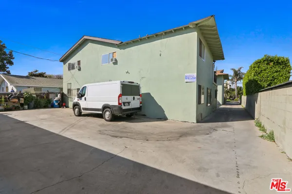 $1,795,000 | 6048 King Avenue, Maywood, CA 90270