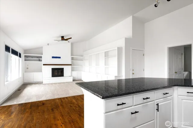 $1,049,000 | 366 Samanthia Lane, Camano Island, WA 98282