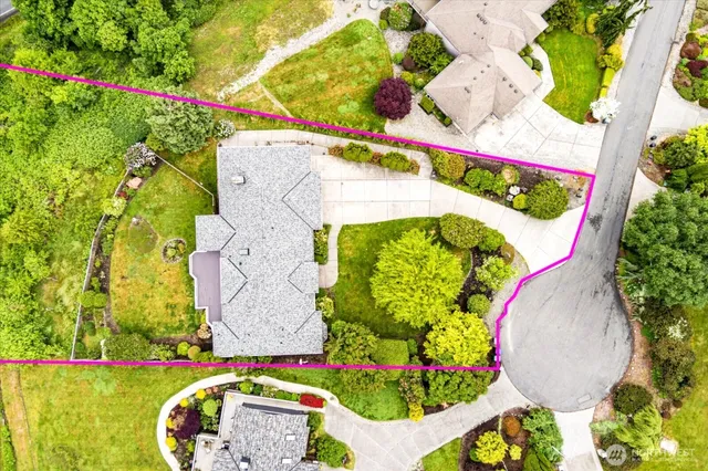 $1,049,000 | 366 Samanthia Lane, Camano Island, WA 98282