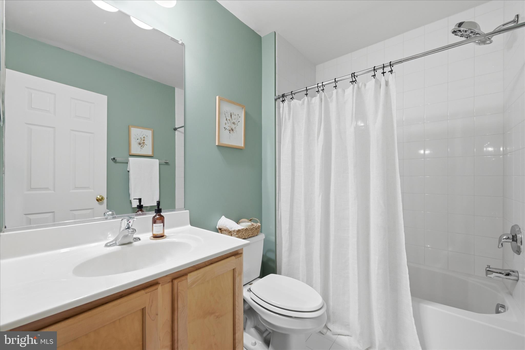 31 Riparian Lane Ranson, WV 25438 - Photo 37 of 56 Full Bathroom w/ Tub/Shower Combo