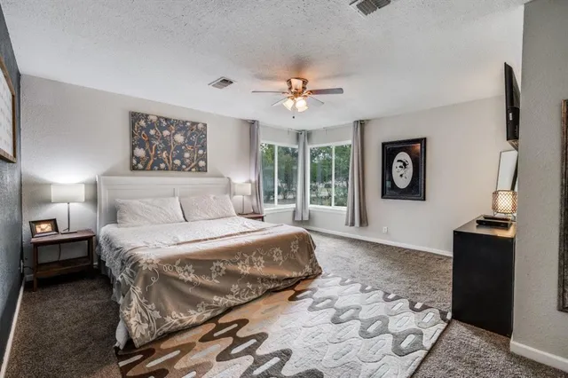 $424,400 | 5824 Briarcliff Road, Haltom City, TX 76117