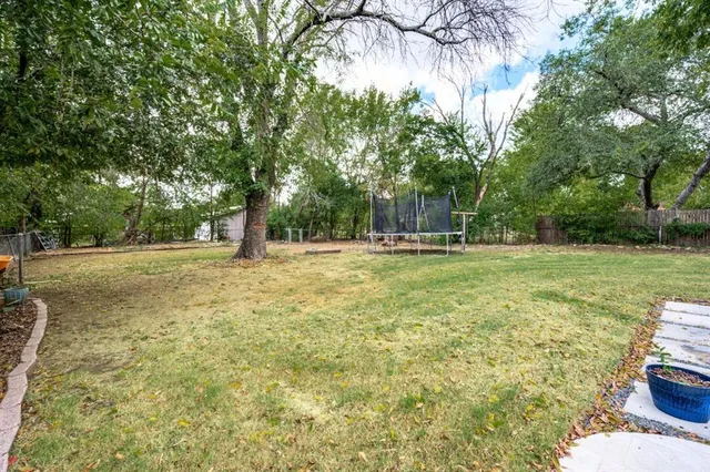 $424,400 | 5824 Briarcliff Road, Haltom City, TX 76117