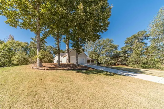$1,995 | 701 Woodland Ridge Drive, Monroe, GA 30656