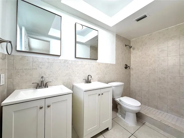 $179,900 | 1885 Northeast 121st Street, Unit 3, North Miami, FL 33181