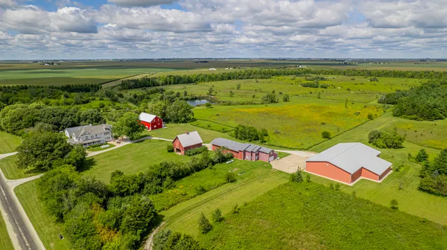 $2,500,000 | 1340 East 2700 North Road, Clifton, IL 60927