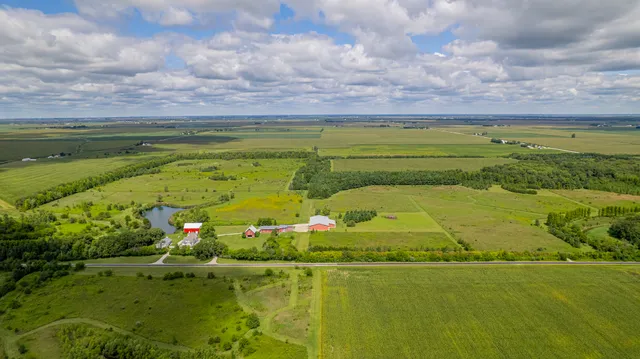 $2,500,000 | 1340 East 2700 North Road, Clifton, IL 60927