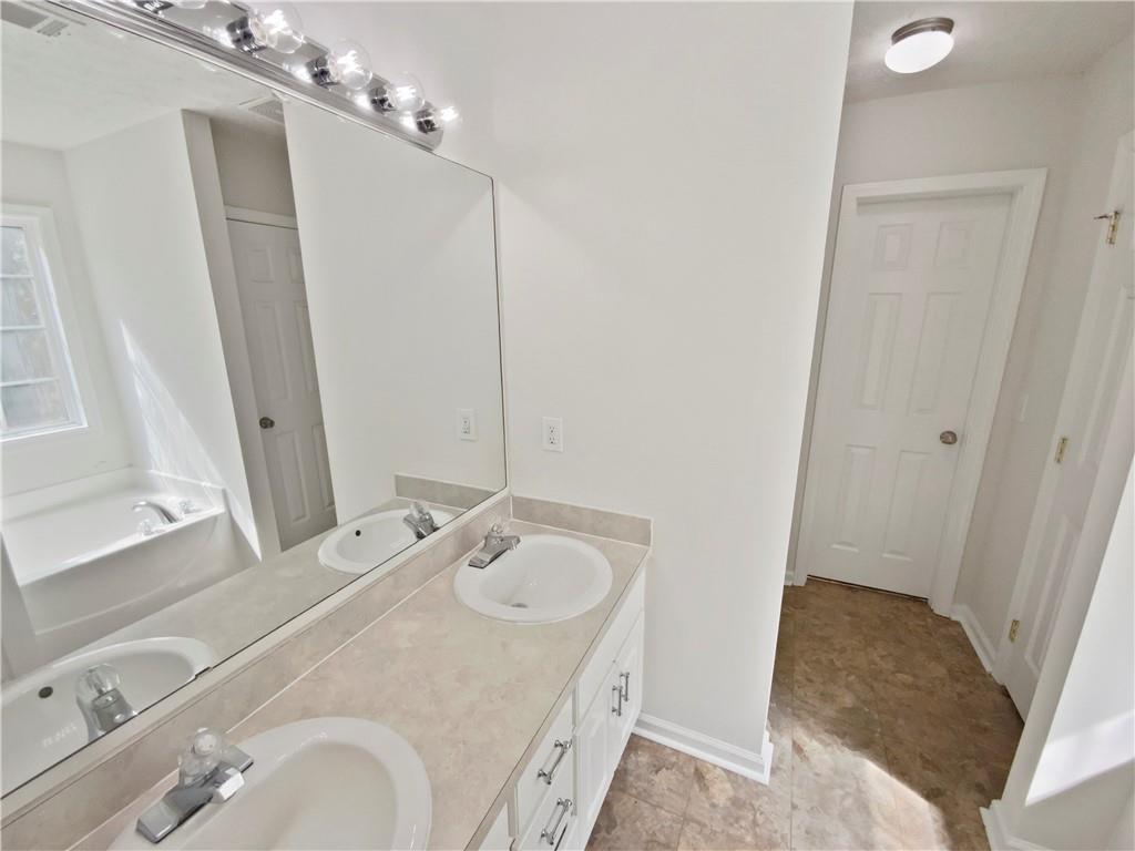 145 Shadowbrook Trace Covington, GA 30016 - Photo 7 of 21