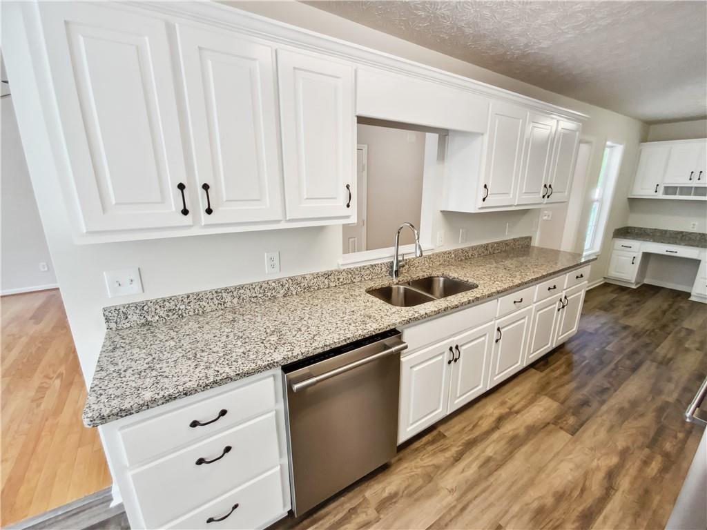 145 Shadowbrook Trace Covington, GA 30016 - Photo 9 of 21