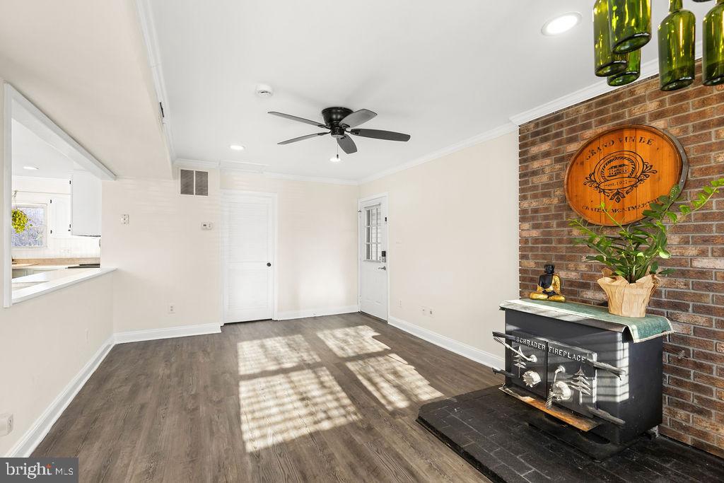 503 South Maple Court Sterling, VA 20164 - Photo 13 of 43 a very nice looking room with a wooden floor