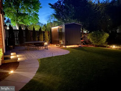 a view of outdoor space