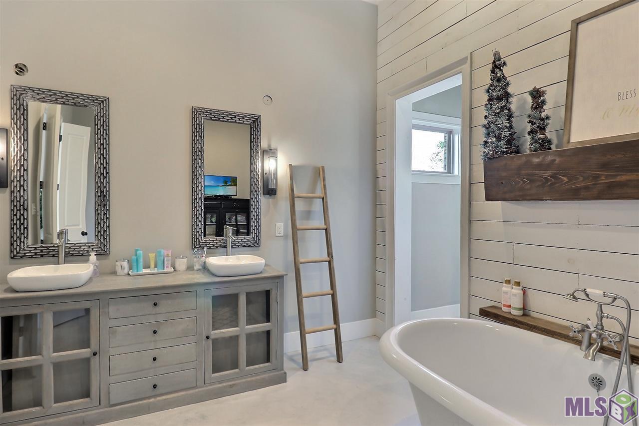 15565 Parkside Court Baton Rouge, LA 70817 - Photo 30 of 48 Gallery Image 30