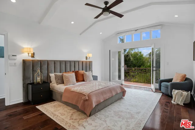 $2,995,000 | 10615 Esther Avenue, Los Angeles, CA 90064