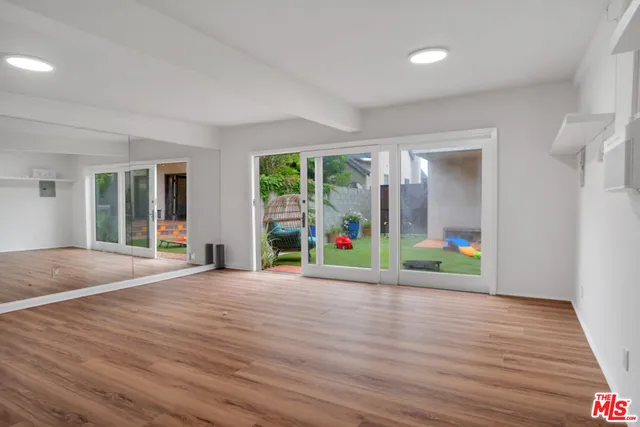 $2,995,000 | 10615 Esther Avenue, Los Angeles, CA 90064