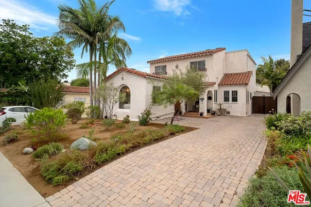 $2,995,000 | 10615 Esther Avenue, Los Angeles, CA 90064