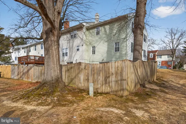 $3,300 | 6015 Ticonderoga Court, Burke, VA 22015