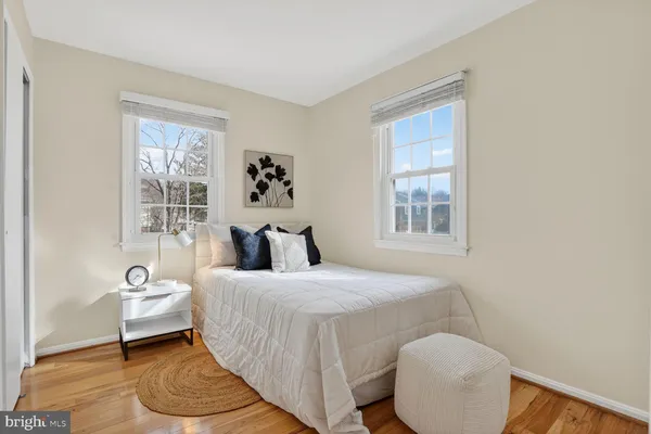 $3,300 | 6015 Ticonderoga Court, Burke, VA 22015