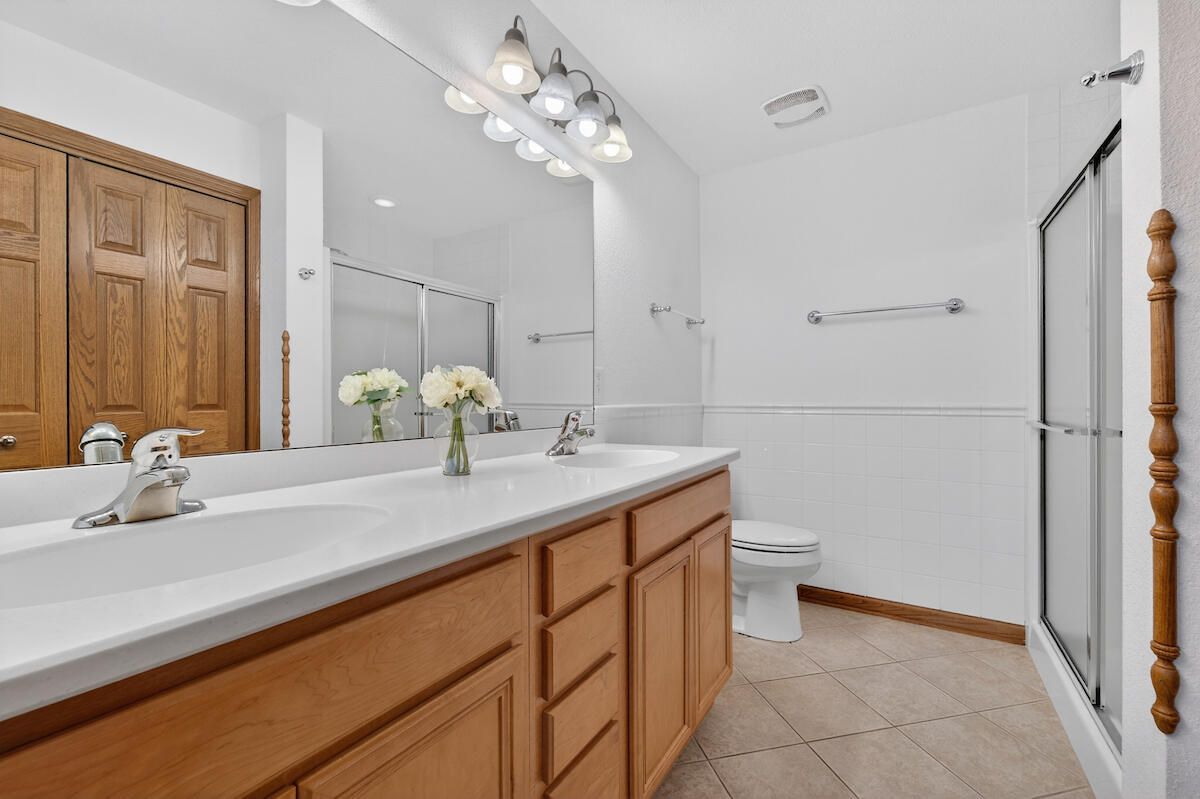 4258 91st Street Pleasant Prairie, WI 53142 - Photo 17 of 32 Main Floor Primary Suite Bath