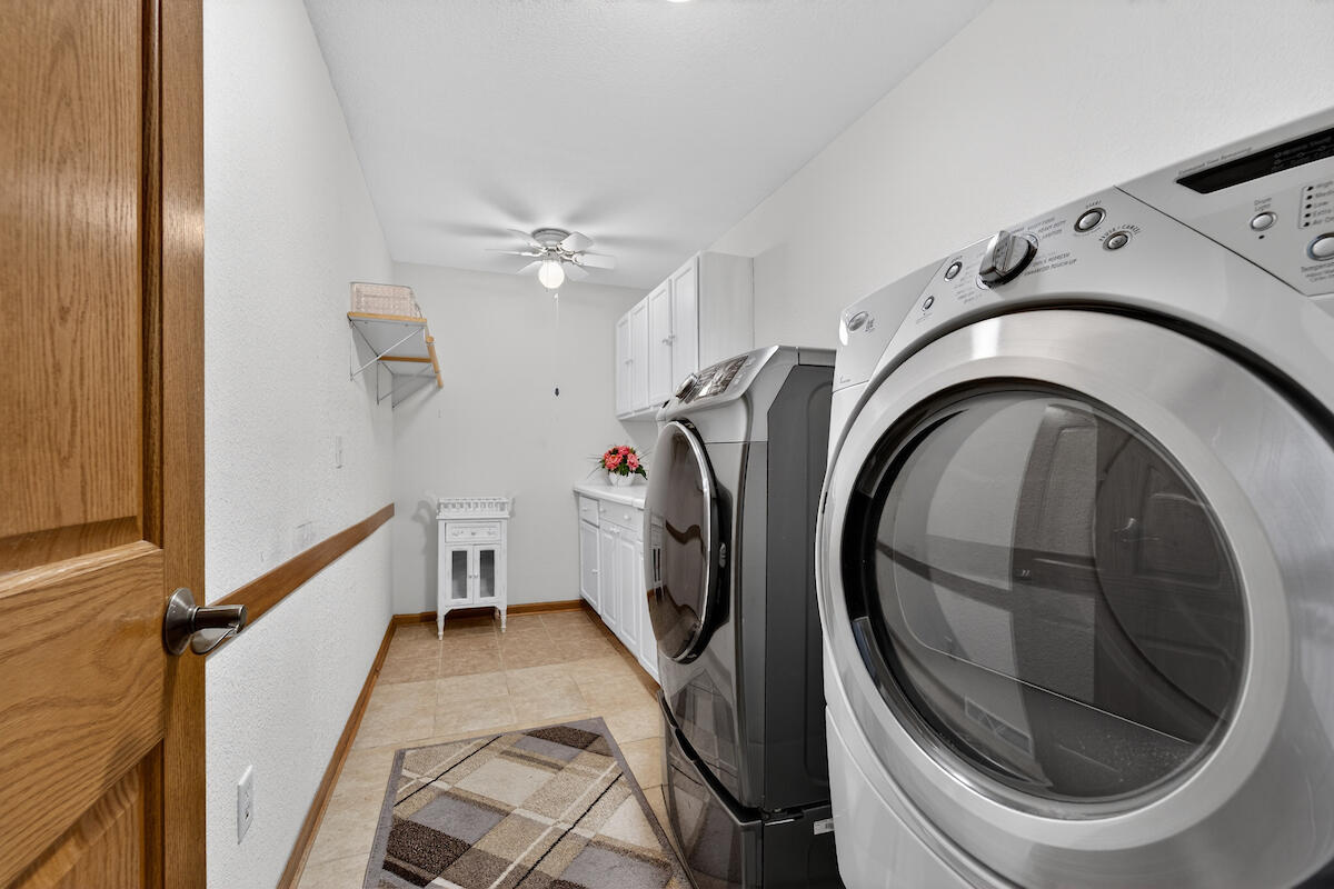 4258 91st Street Pleasant Prairie, WI 53142 - Photo 18 of 32 1st Floor Laundry